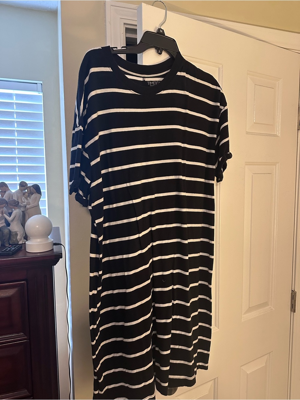 Time and Tru Black and White Striped Short Sleeve Crewneck Tee